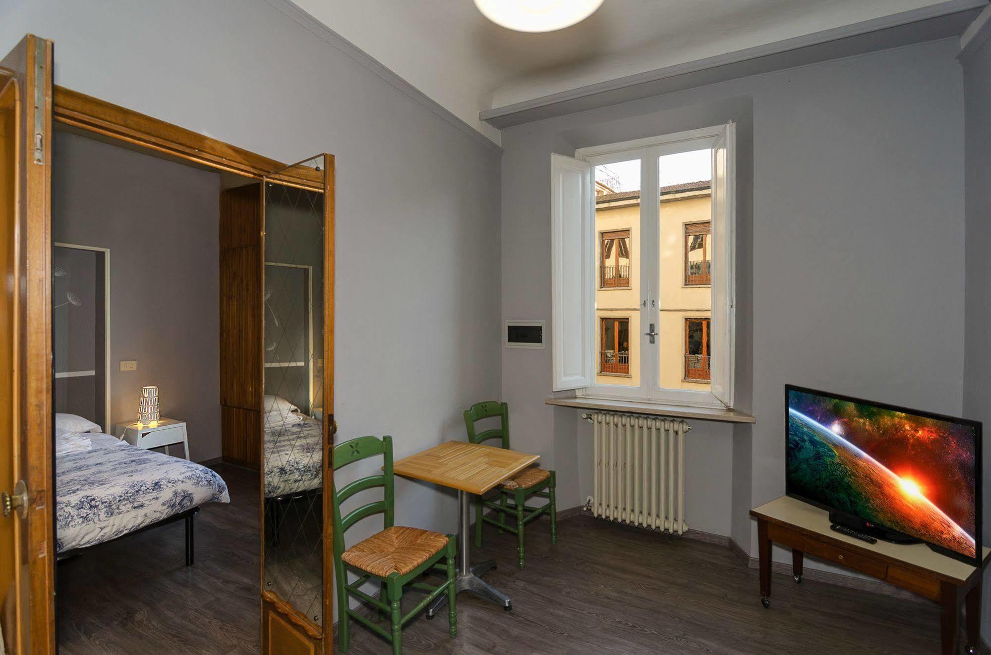 B&B Camera Con Vista Lucca Exterior photo